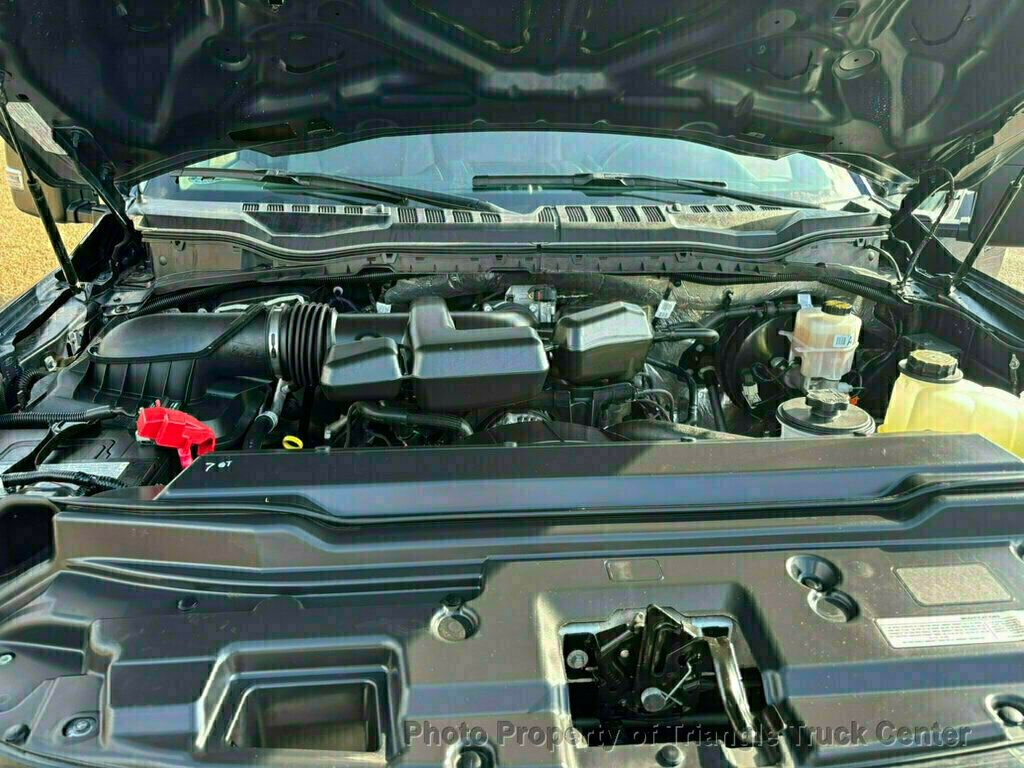 2019 Ford F350HD JUST 16k MILES! ALUMINUM LIFT GATE! +POWER EQUIPMENT! FORD SYNC!  SUPER CLEAN UNIT! - 22947887 - 32