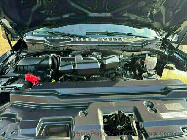 2019 Ford F350HD JUST 16k MILES! ALUMINUM LIFT GATE! +POWER EQUIPMENT! FORD SYNC!  SUPER CLEAN UNIT! - 22947887 - 32