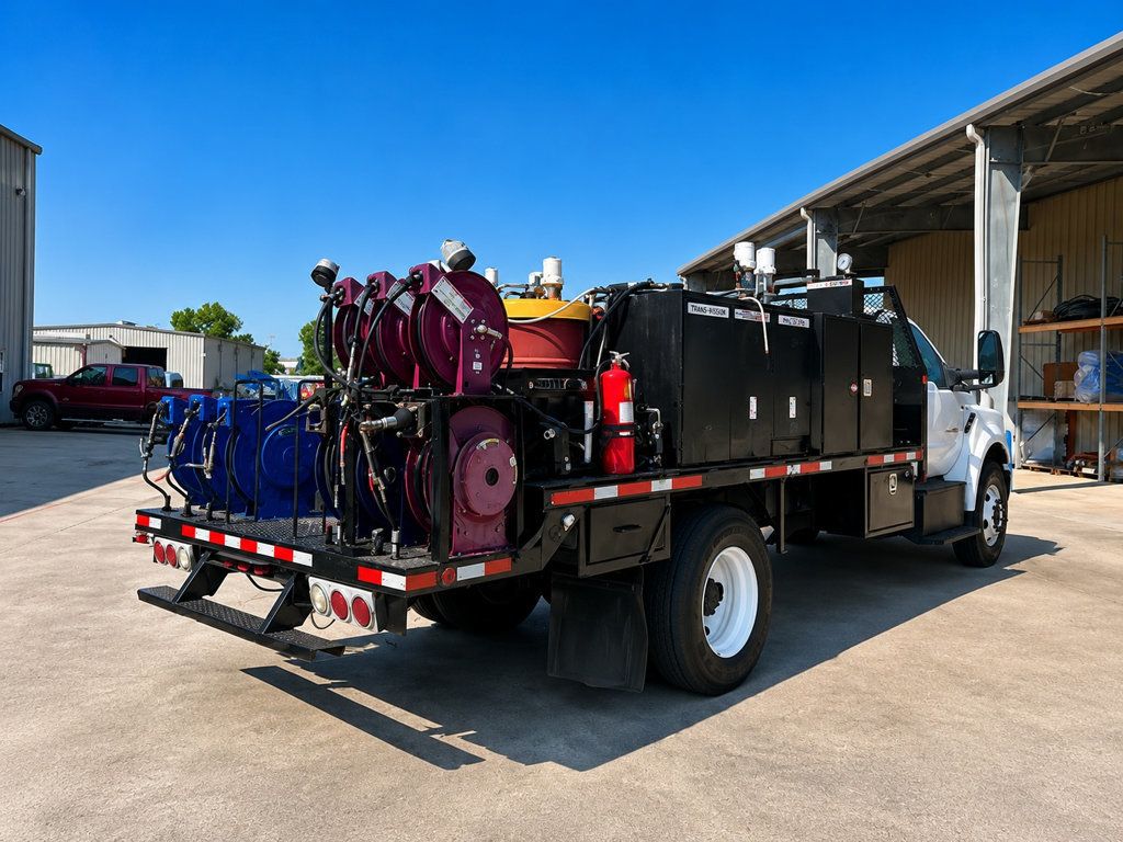 2019 Ford F750 Under CDL, Mechanics Truck, Fuel and Lube Truck - 23065753 - 3