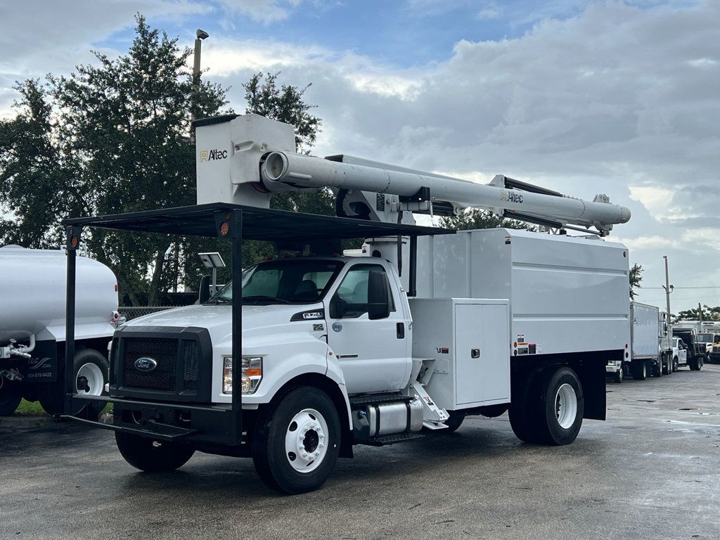 2019 Ford F750 w/ Altec LR7 56, 56 ft  Forestry Bucket - 23065766 - 16