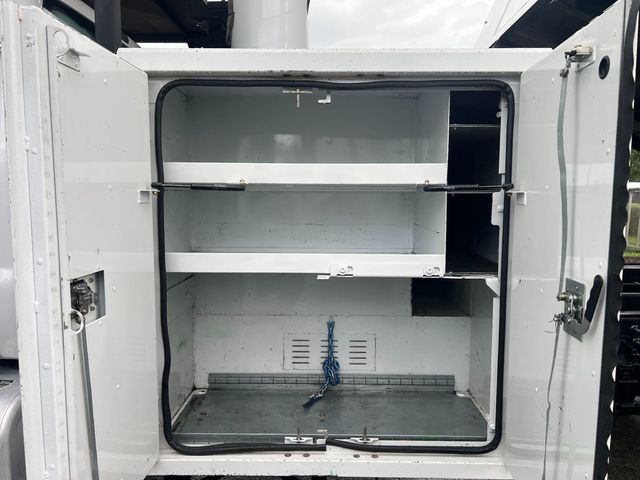 2019 Ford F750 w/ Altec LR7 56, 56 ft  Forestry Bucket - 23065766 - 23