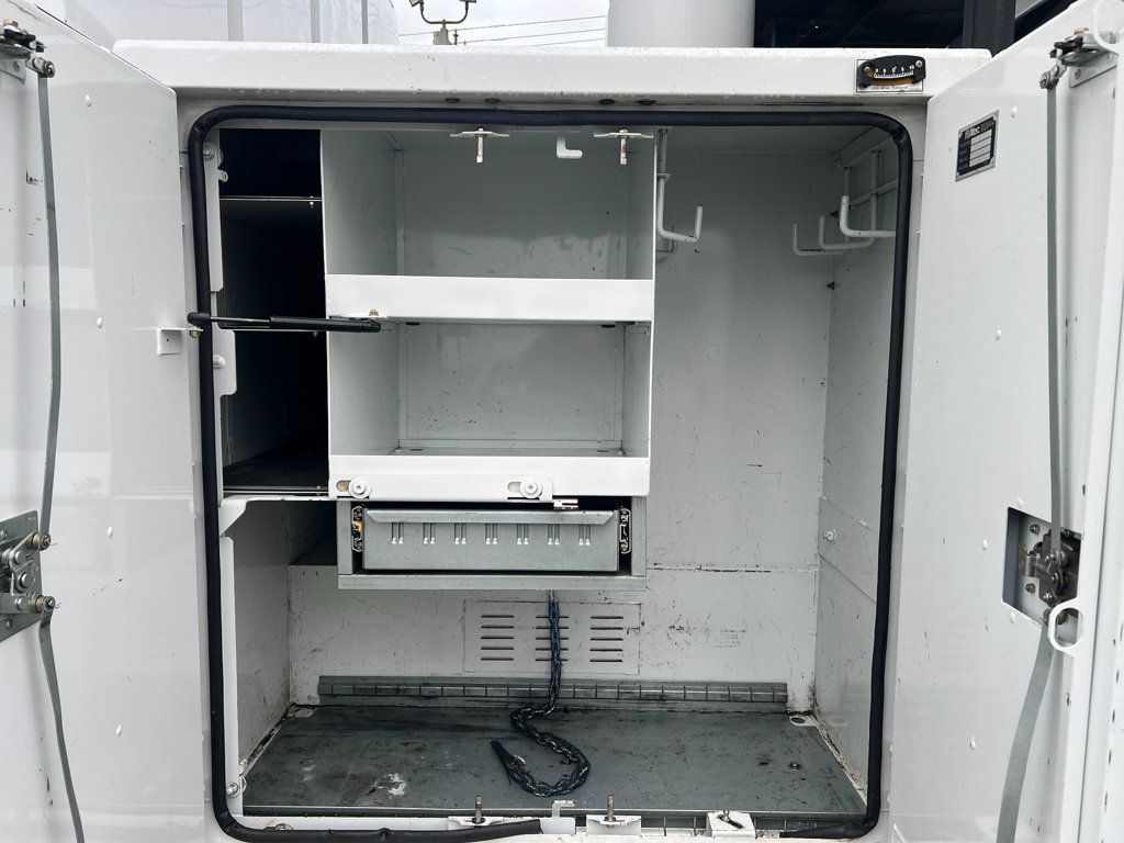 2019 Ford F750 w/ Altec LR7 56, 56 ft  Forestry Bucket - 23065766 - 25
