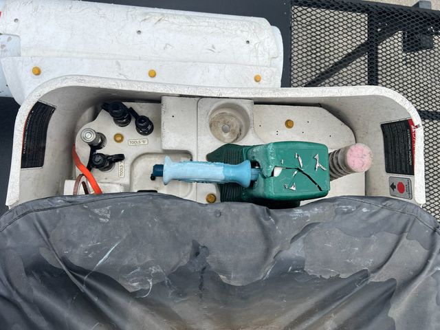 2019 Ford F750 w/ Altec LR7 56, 56 ft  Forestry Bucket - 23065766 - 35