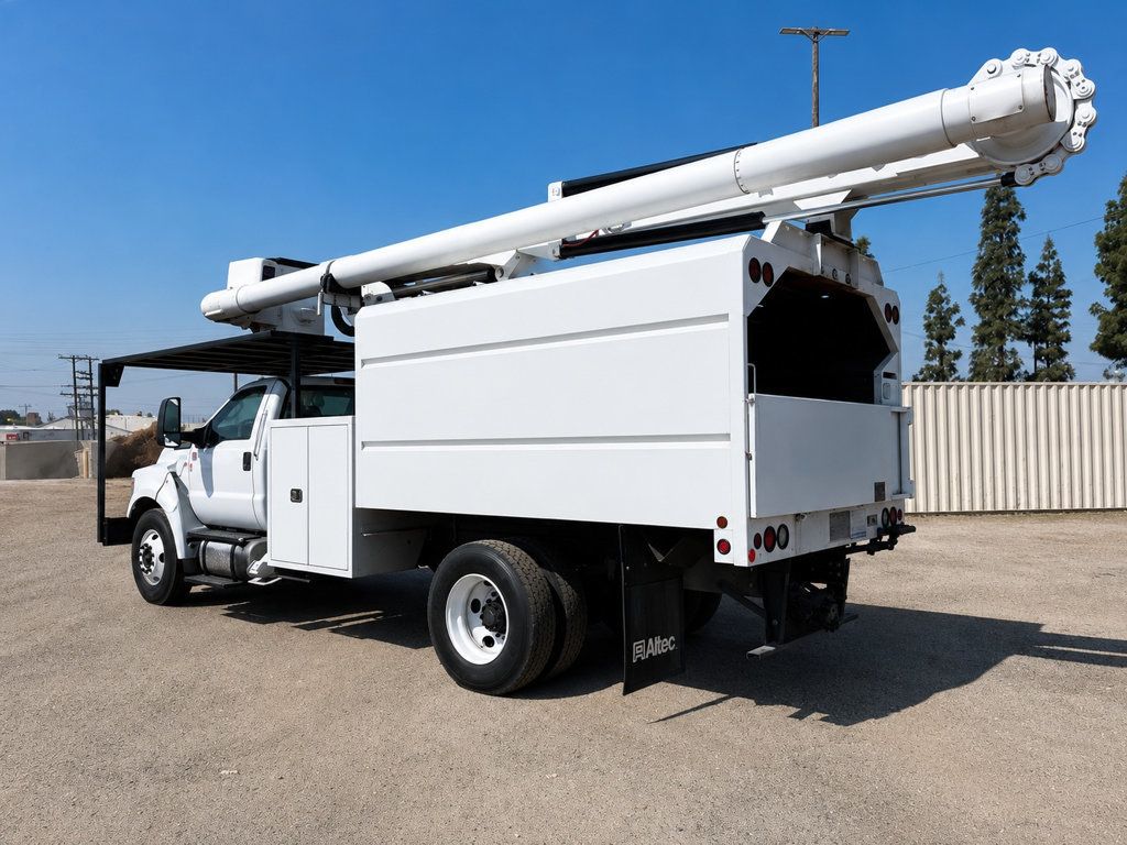 2019 Ford F750 w/ Altec LR7 56, 56 ft  Forestry Bucket - 23065766 - 3