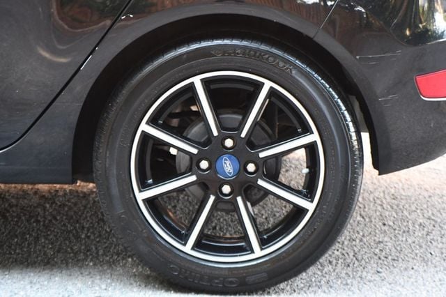 2019 Ford Fiesta SE Hatch - 23026826 - 10