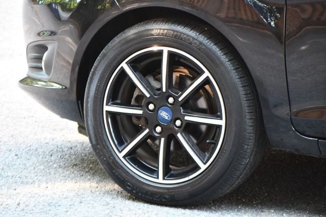 2019 Ford Fiesta SE Hatch - 23026826 - 11