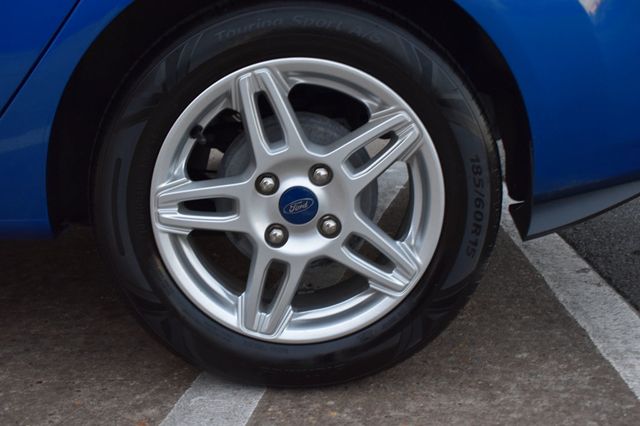 2019 Ford Fiesta SE Sedan - 22947182 - 10