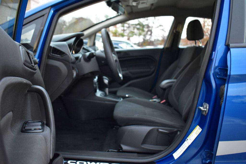 2019 Ford Fiesta SE Sedan - 22947182 - 12