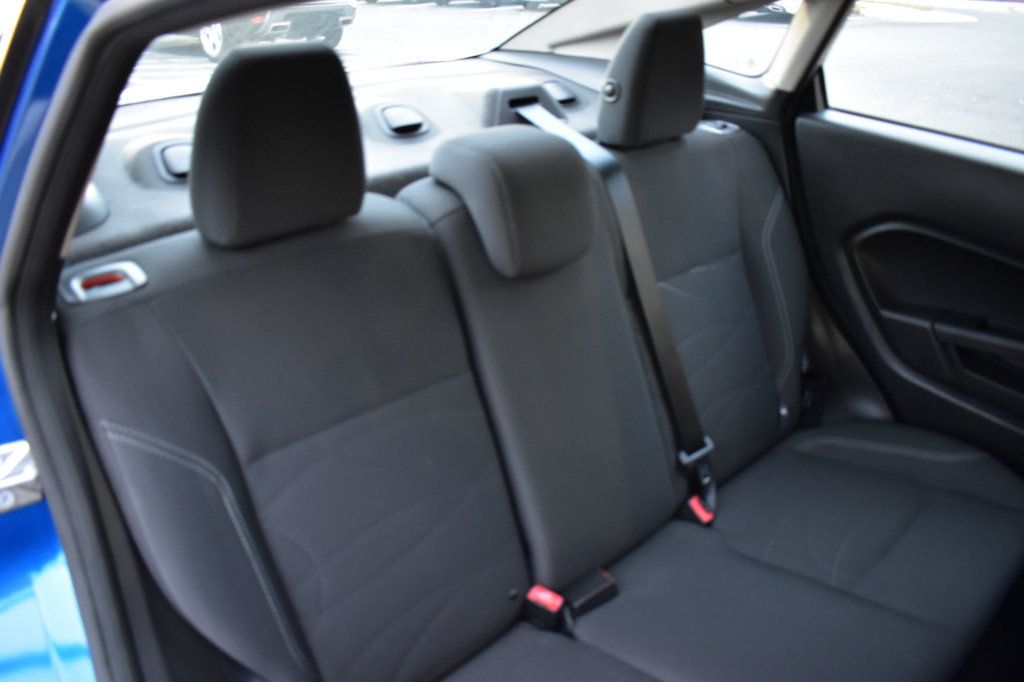 2019 Ford Fiesta SE Sedan - 22947182 - 22