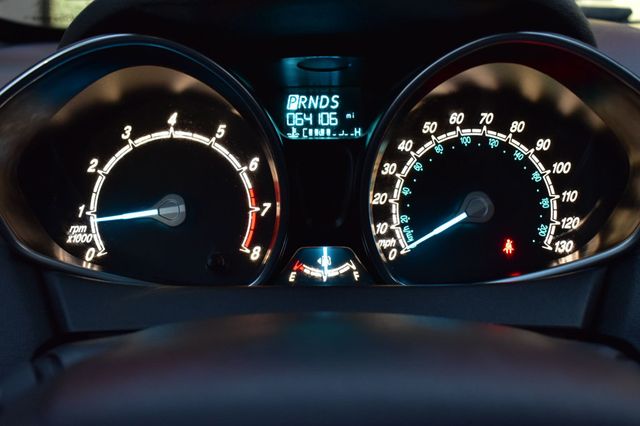 2019 Ford Fiesta SE Sedan - 22947182 - 25