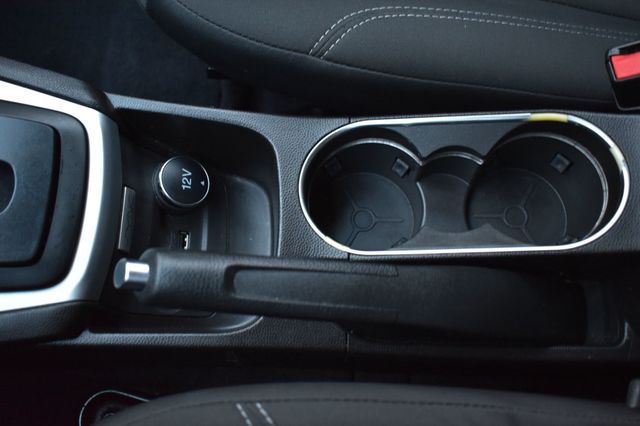 2019 Ford Fiesta SE Sedan - 22947182 - 36