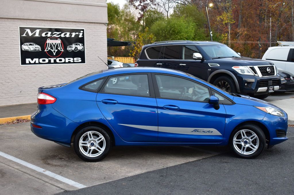 2019 Ford Fiesta SE Sedan - 22947182 - 3