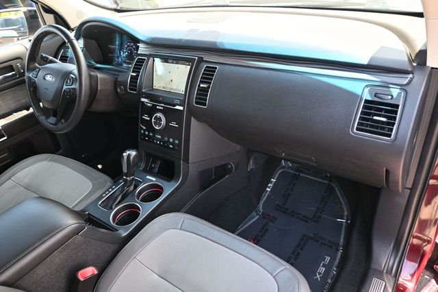2019 Ford Flex Limited Appearance Package  - 23046304 - 10