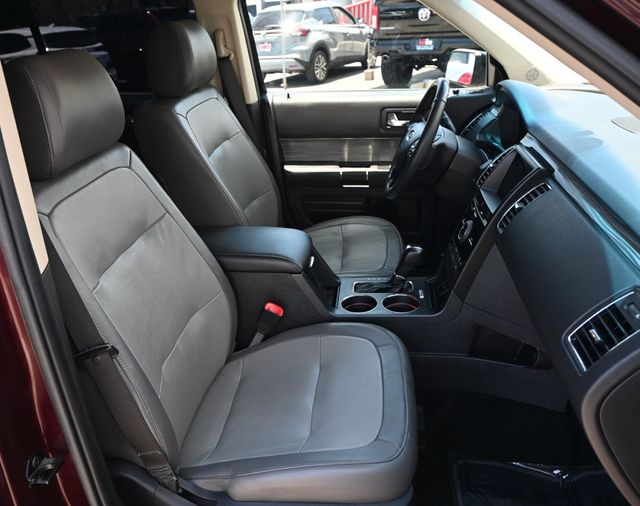 2019 Ford Flex Limited Appearance Package  - 23046304 - 19