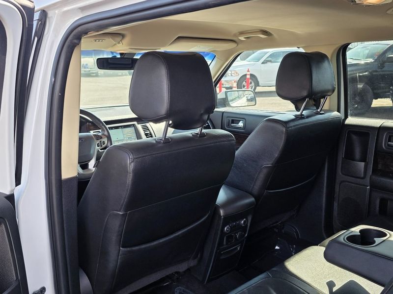 2019 Ford Flex Limited FWD - 22940244 - 20