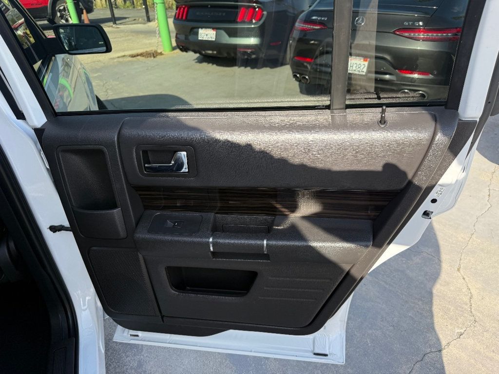 2019 Ford Flex SEL FWD - 22849880 - 15