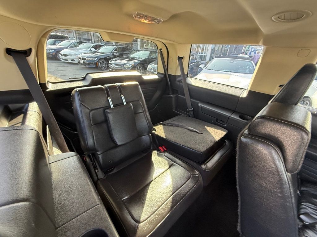 2019 Ford Flex SEL FWD - 22849880 - 17