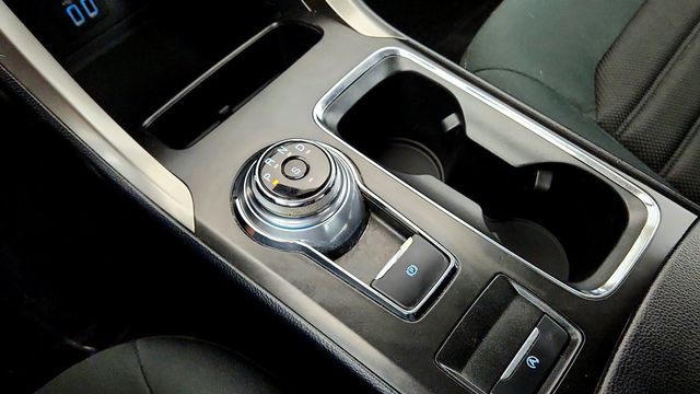 2019 Ford Fusion SE - 23032077 - 13