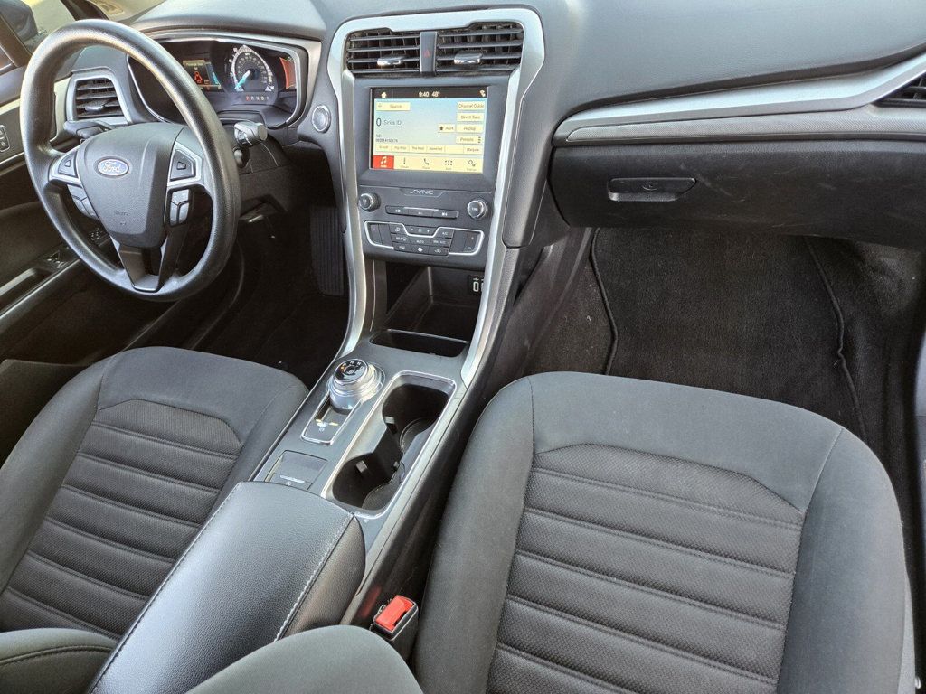 2019 Ford Fusion SE FWD - 22978259 - 13