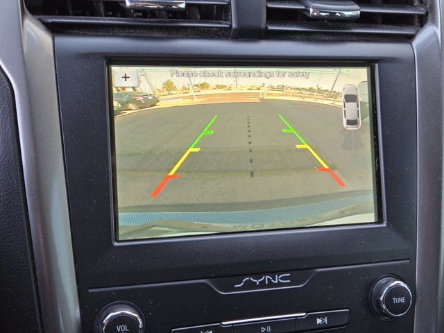 2019 Ford Fusion SE FWD - 22978259 - 18