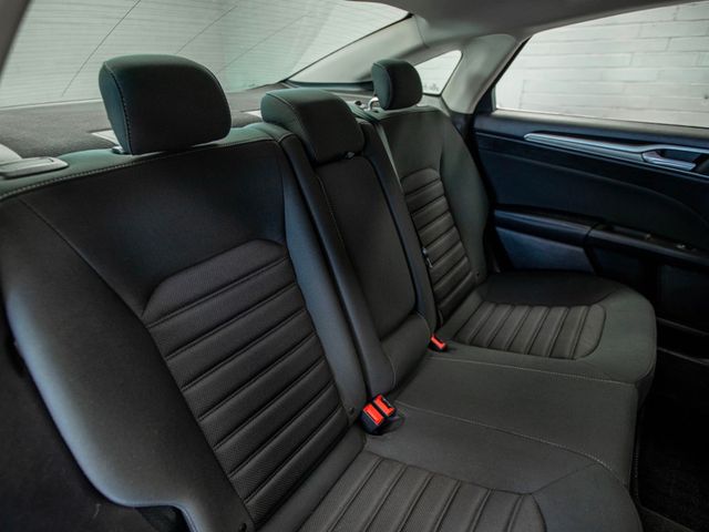 2019 Ford Fusion SE FWD - 22985430 - 20