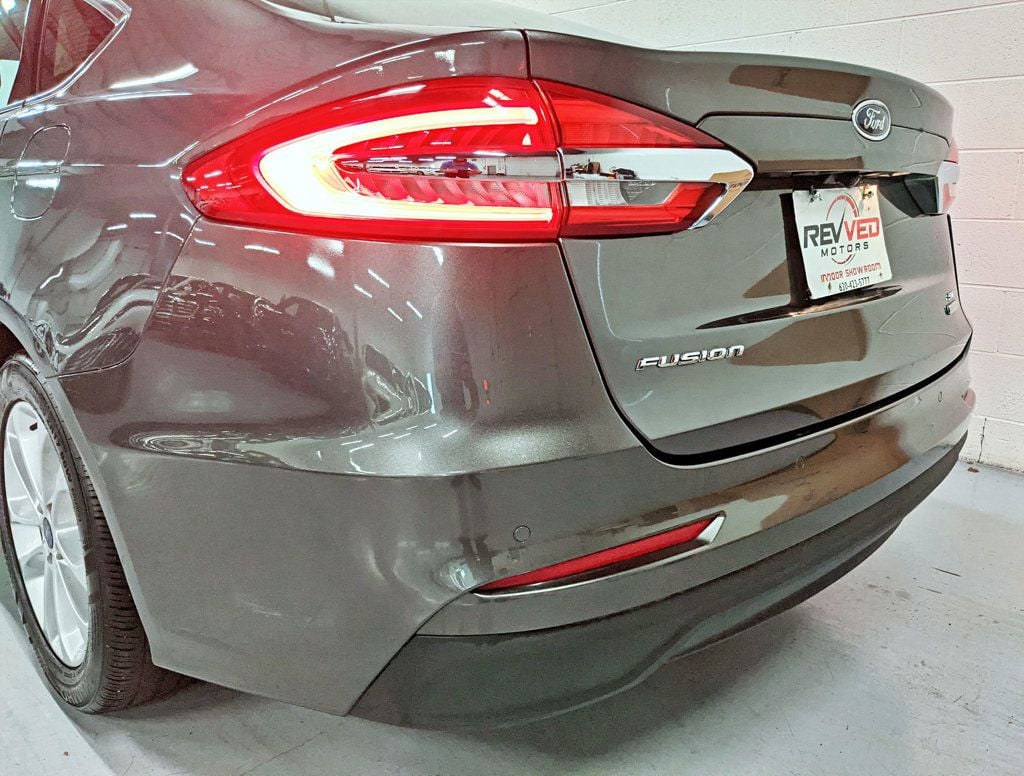 2019 Ford Fusion SE FWD - 22435219 - 10