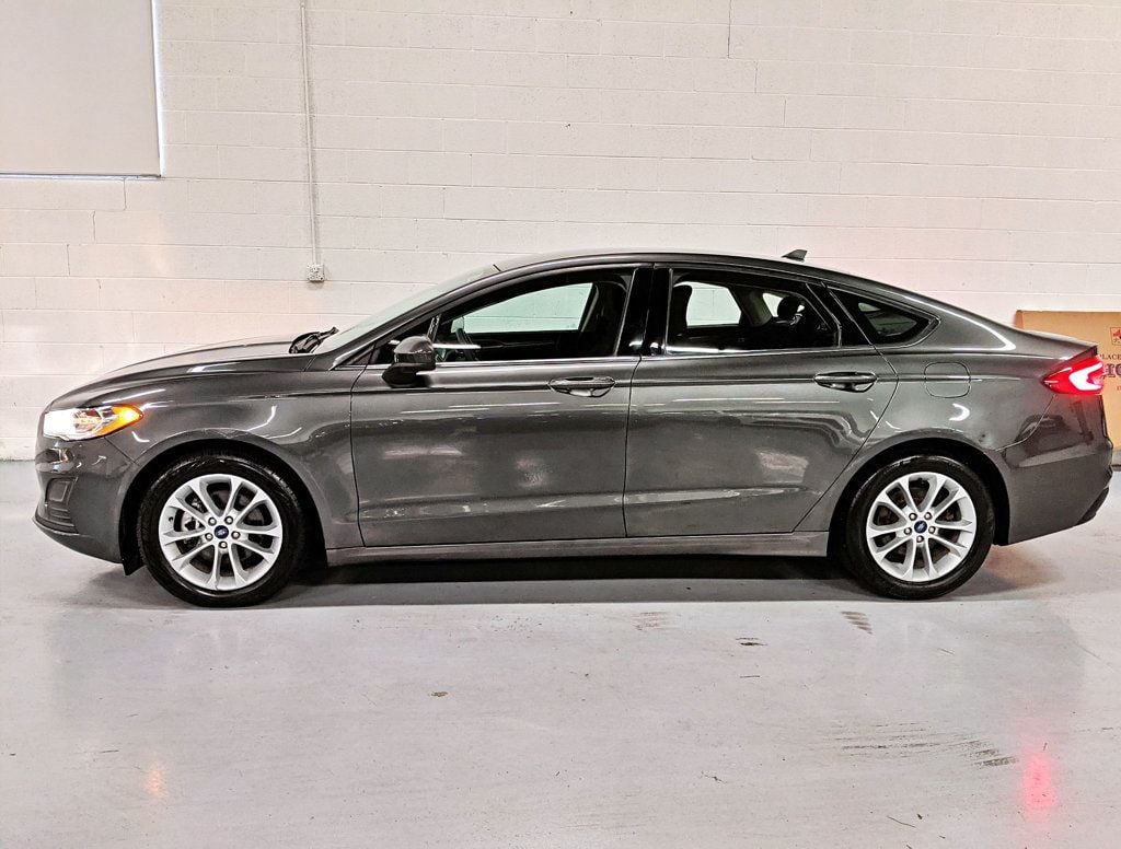 2019 Ford Fusion SE FWD - 22435219 - 3