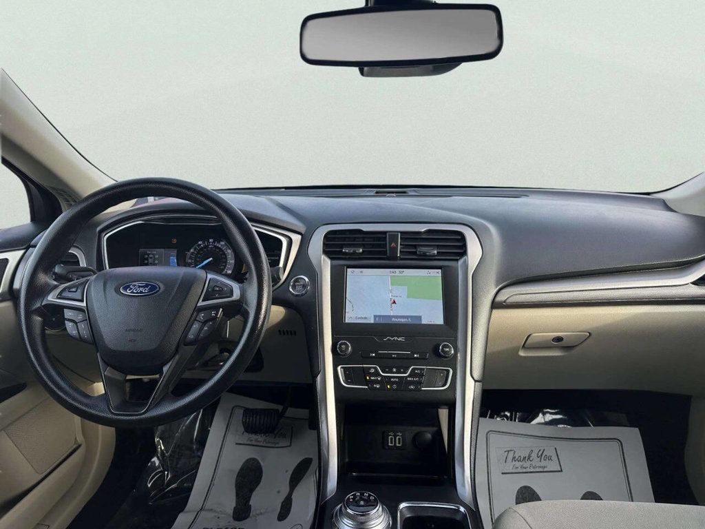 2019 Ford Fusion SE FWD - 22958717 - 14