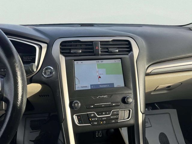 2019 Ford Fusion SE FWD - 22958717 - 17