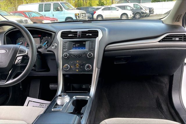 2019 Ford Fusion S FWD - 23013629 - 31