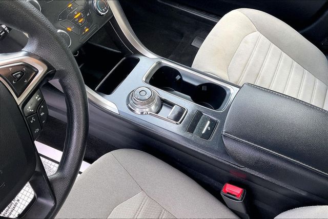 2019 Ford Fusion S FWD - 23013629 - 32