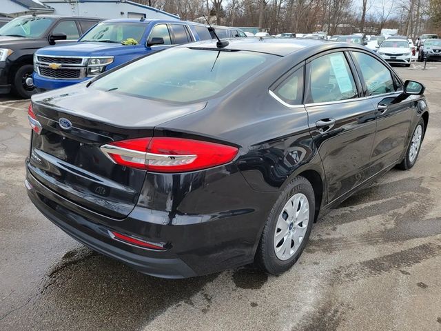 2019 Ford Fusion S Sedan 4D - 22985716 - 14