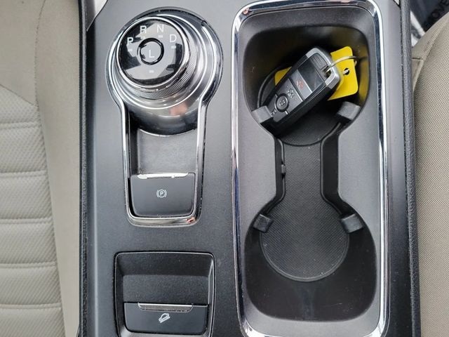 2019 Ford Fusion S Sedan 4D - 22985716 - 24