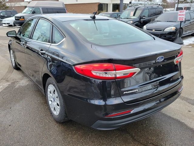 2019 Ford Fusion S Sedan 4D - 22985716 - 4