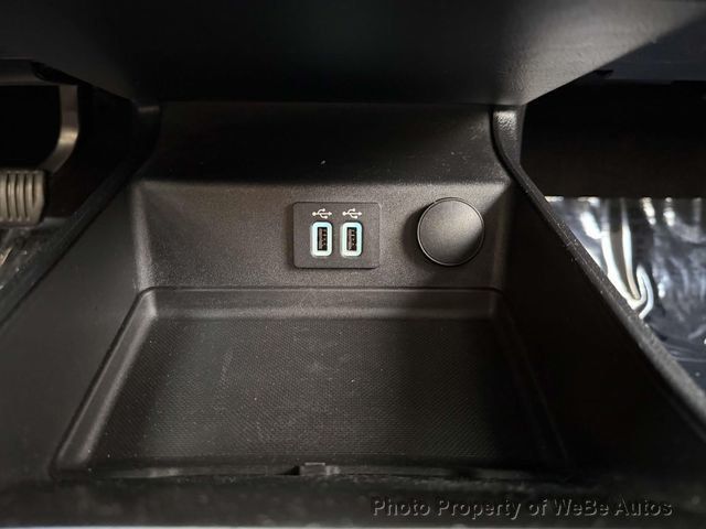 2019 Ford Fusion Energi Titanium FWD - 23027010 - 17