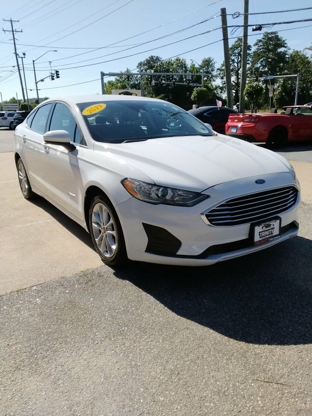 2019 Ford Fusion Hybrid SE FWD - 23036482 - 4
