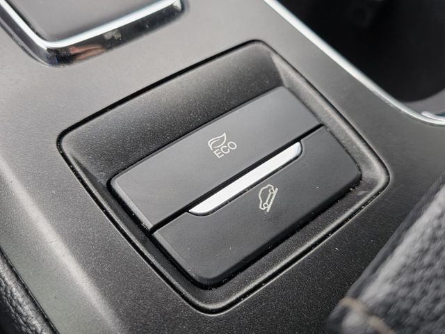 2019 Ford Fusion Hybrid SE FWD - 23023402 - 26