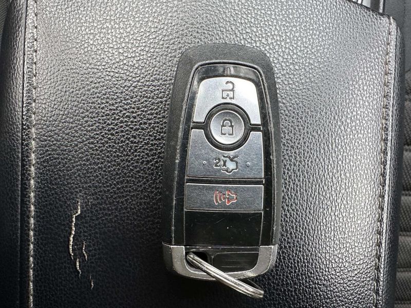 2019 Ford Fusion Hybrid SE FWD - 23025310 - 31