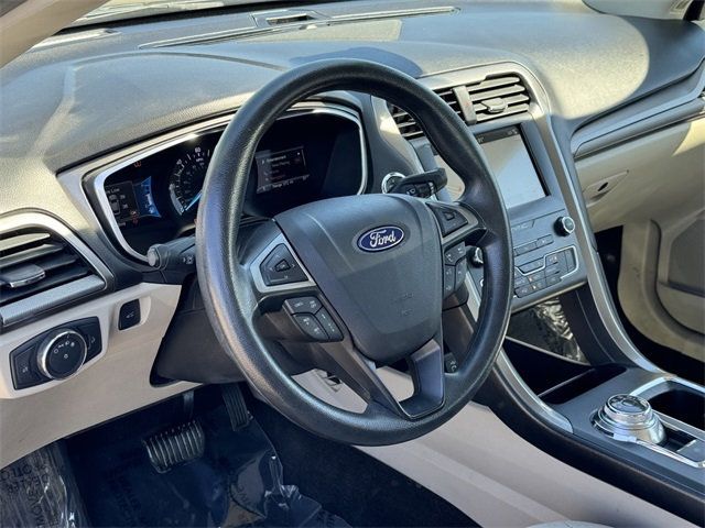 2019 Ford Fusion Hybrid SE FWD - 22400548 - 8