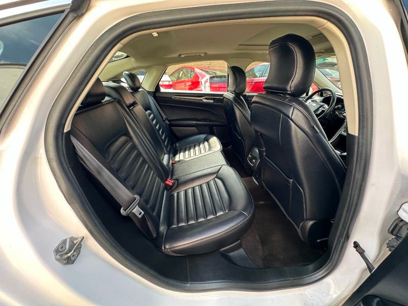 2019 Ford Fusion Hybrid SEL FWD - 22883874 - 18