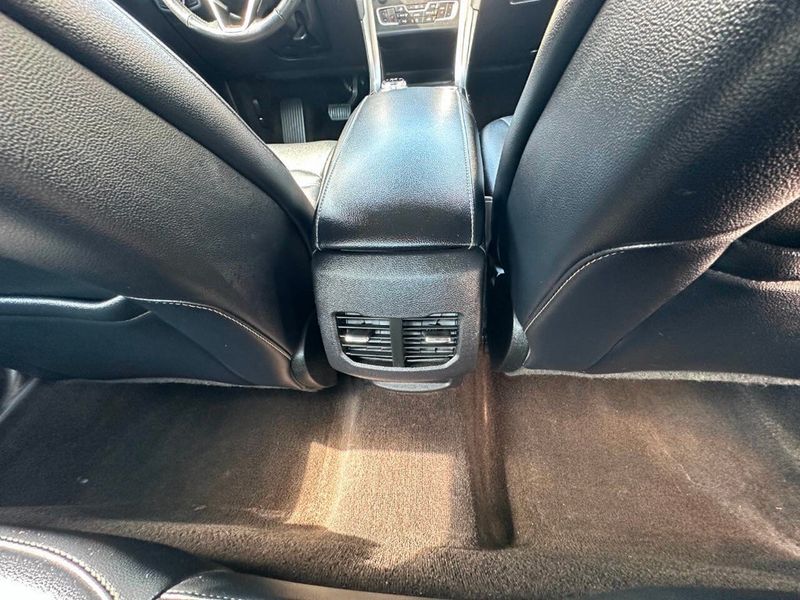 2019 Ford Fusion Hybrid SEL FWD - 22883874 - 19