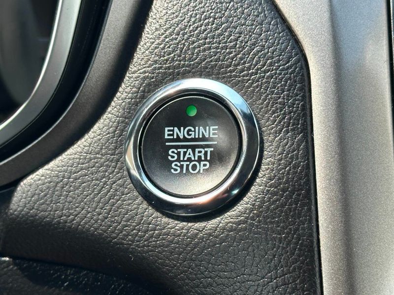 2019 Ford Fusion Hybrid SEL FWD - 22883874 - 34