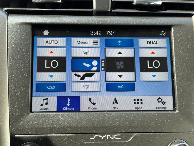 2019 Ford Fusion Hybrid SEL FWD - 22883874 - 36