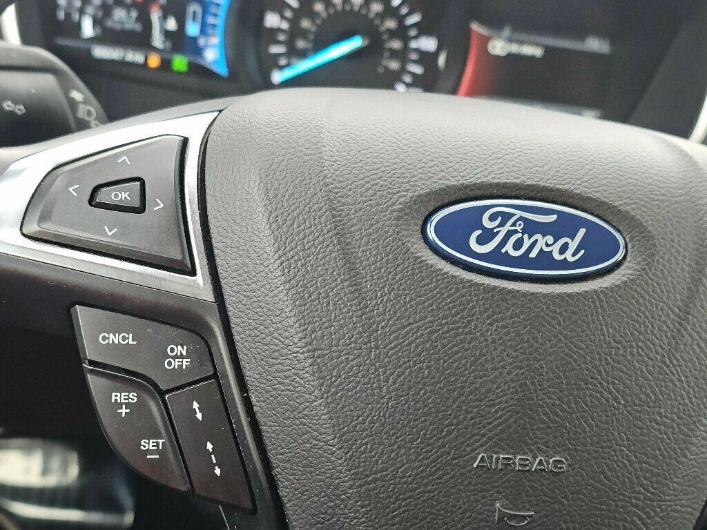 2019 Ford Fusion Hybrid Titanium photo 20