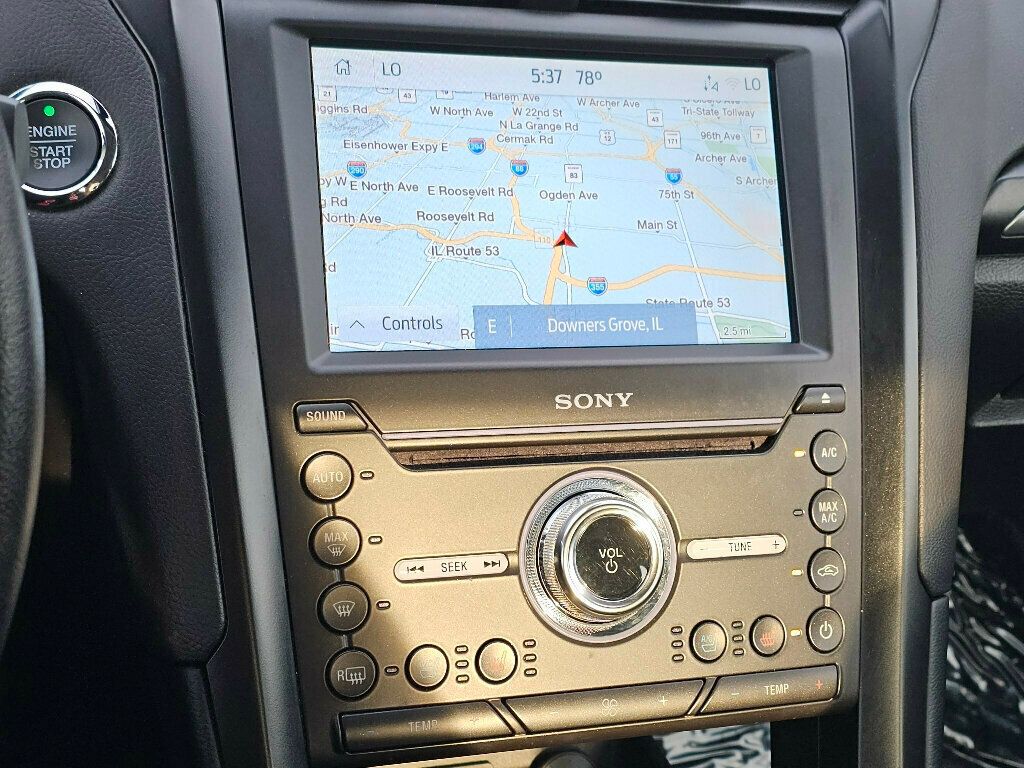 2019 Ford Fusion Hybrid Titanium photo 3