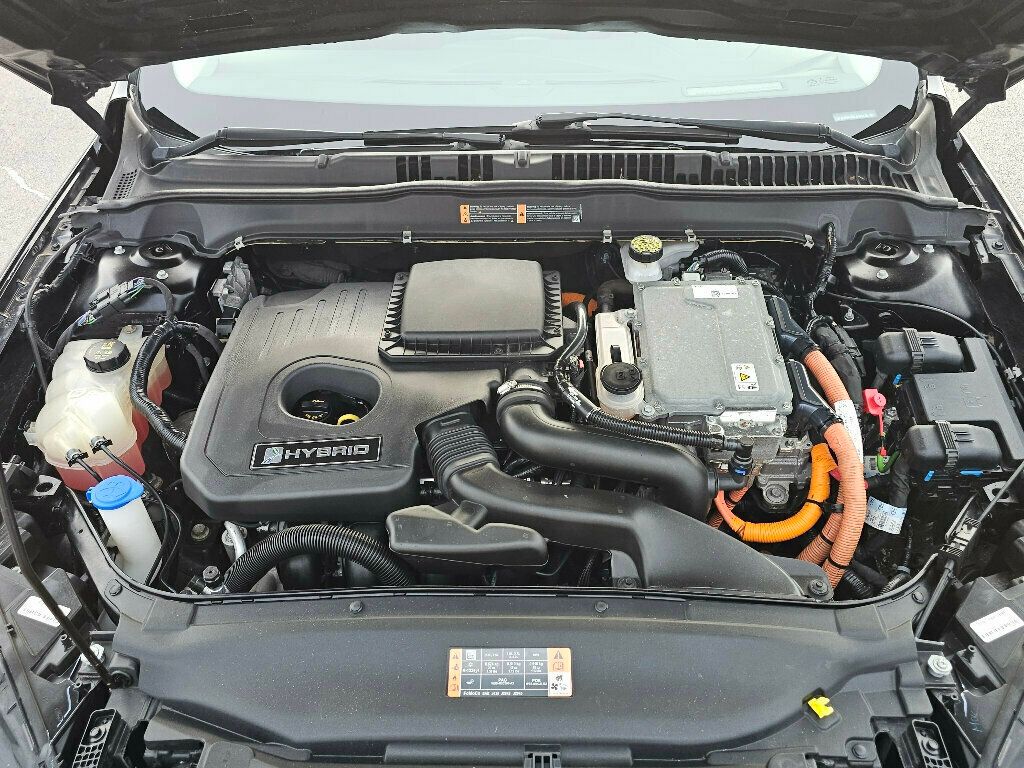 2019 Ford Fusion Hybrid Titanium photo 28