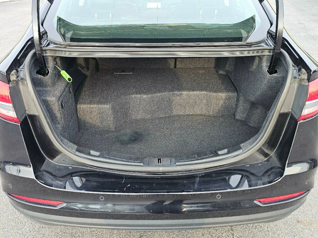 2019 Ford Fusion Hybrid Titanium photo 30