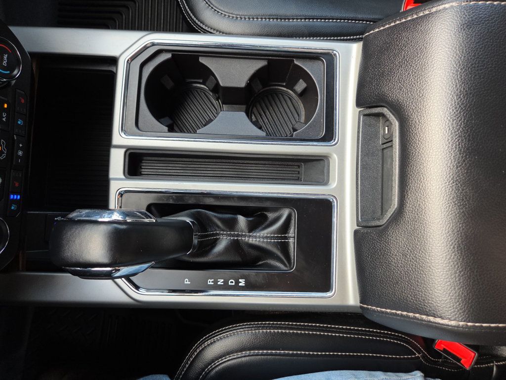 Ford F-150 photo 14