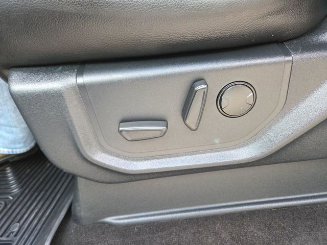 2019 Ford F-150 Lariat - 23082322 - 16