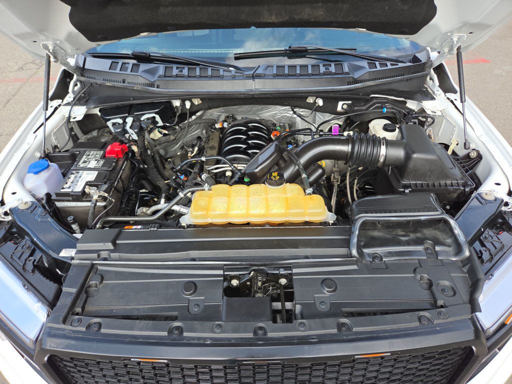 Ford F-150 photo 21